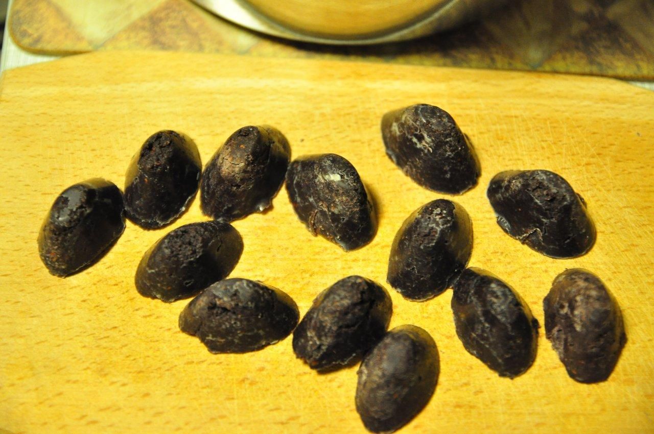 Fertige Bean to Bar Schokolade mit Haushaltsmitteln