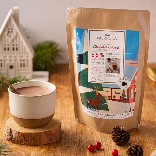 Trinkschokolade von Valrhona - Grenada Kalingo Schokoladenspänge - Geraspelte Schokolade Trinkschokolade von Valrhona - Grenada Kalingo Schokoladenspänge - Geraspelte Schokolade