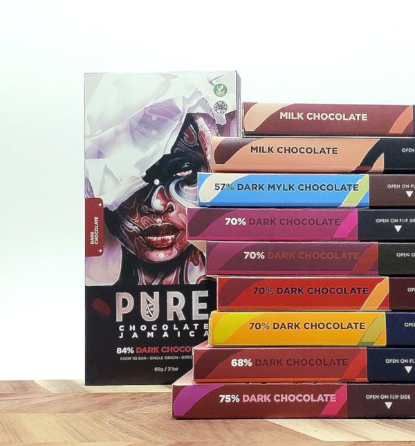Stapel Schokoladen von PURE Chocolate, Jamaika Stapel Schokoladen von PURE Chocolate, Jamaika