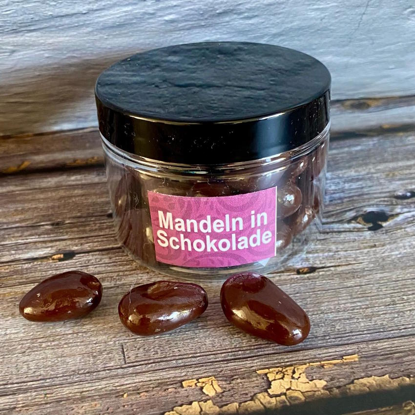 Mandeln in dunkler Schokolade von Valrhona
