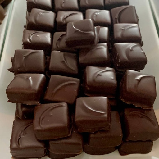 [170585] Passionsfrucht Himbeer Zartbitter Pralinen 11 Stk. ca. 100g